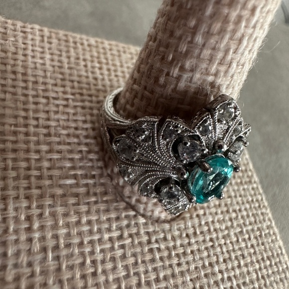 Parabia Blue Apatite & CZ vintage style Sterling Silver Ring by Generations 1912 - Picture 7 of 12